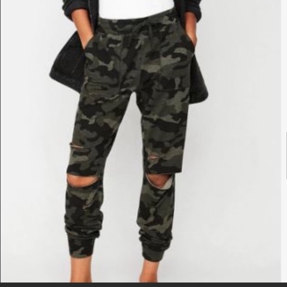 Express Pants - Express Green Camo Ripped Terry Joggers XS